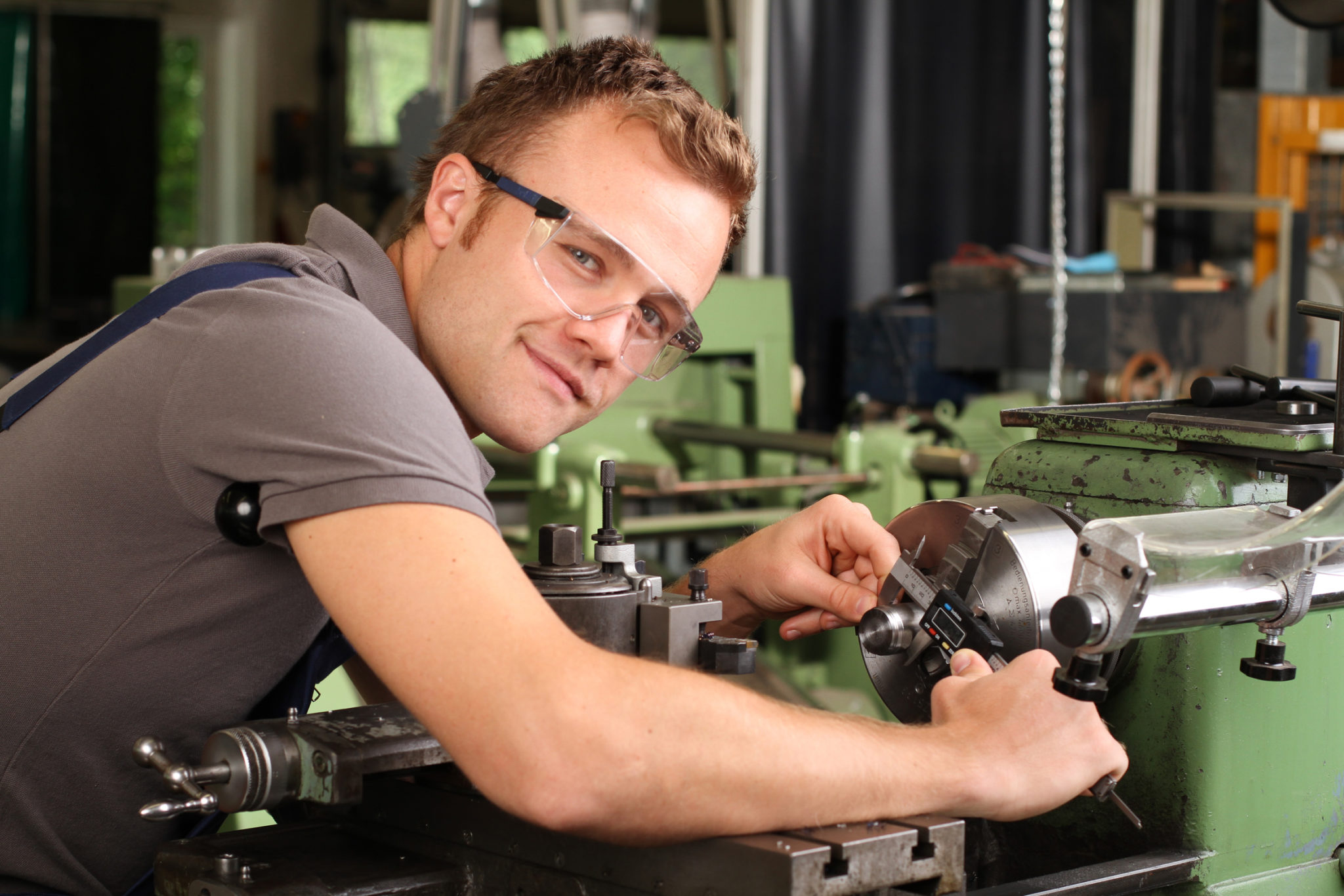 Mechaniker bei der Arbeit